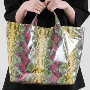 TOTE BAG. Stylish and versatile! Handled w Velcro closure: new!